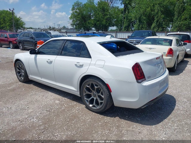 2018 Chrysler 300 300s მანქანა იყიდება აუქციონზე, vin: 2C3CCABG1JH264236, აუქციონის ნომერი: 45254482
