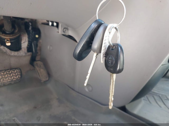 Aukcja sprzedaży 2010 Toyota Sienna Le, vin: 5TDKK4CC3AS333209, numer aukcji: 45254539