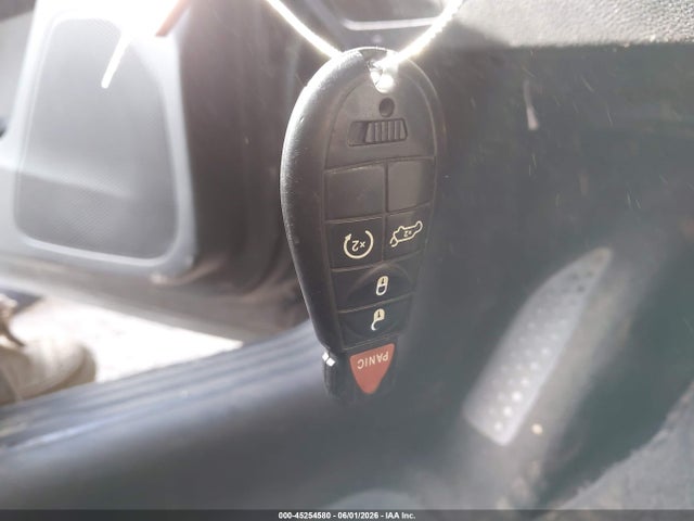 2015 Jeep Cherokee Latitude მანქანა იყიდება აუქციონზე, vin: 1C4PJLCBXFW694888, აუქციონის ნომერი: 45254580