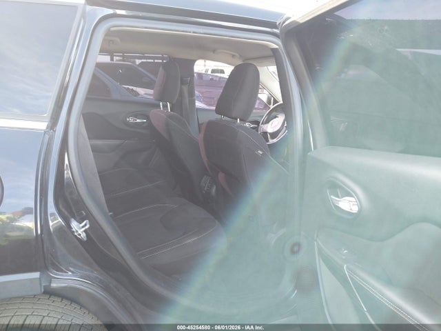 2015 Jeep Cherokee Latitude მანქანა იყიდება აუქციონზე, vin: 1C4PJLCBXFW694888, აუქციონის ნომერი: 45254580