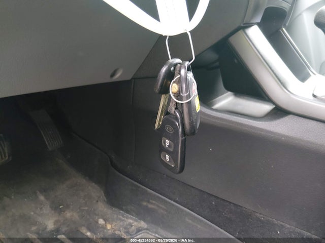 45254592 :رقم المزاد ، 5XYKTDA23DG338306 vin ، 2013 Kia Sorento Lx V6 مزاد بيع