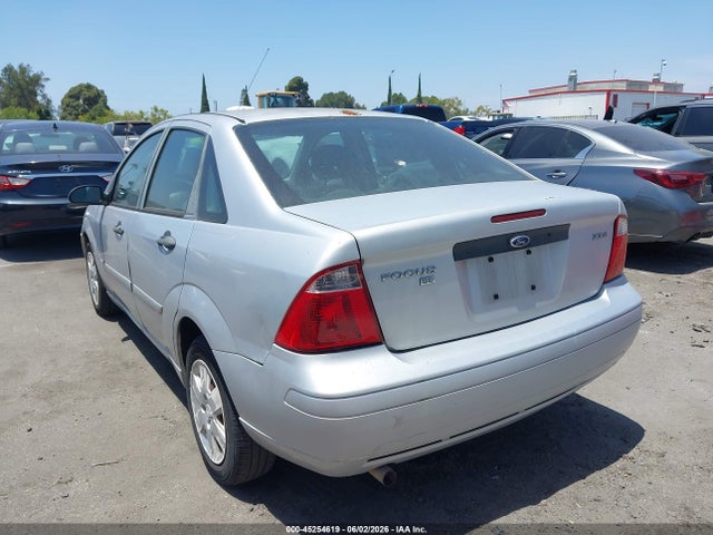 45254619 :رقم المزاد ، 1FAFP34N56W208660 vin ، 2006 Ford Focus Zx4 مزاد بيع