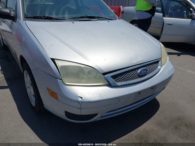45254619 :رقم المزاد ، 1FAFP34N56W208660 vin ، 2006 Ford Focus Zx4 مزاد بيع