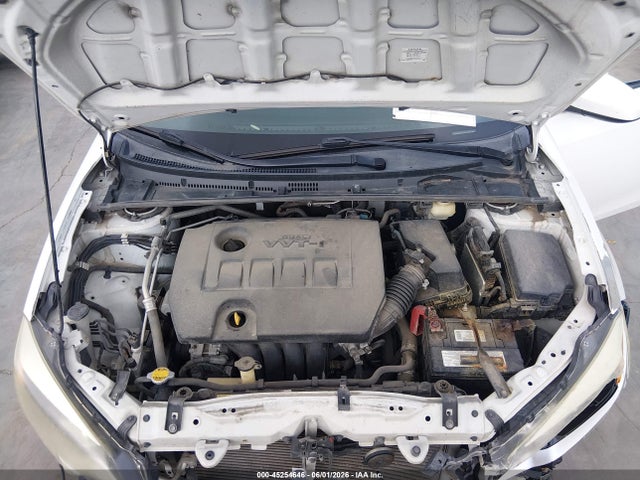 45254646 :رقم المزاد ، 5YFBURHE2GP419999 vin ، 2016 Toyota Corolla Le Premium مزاد بيع