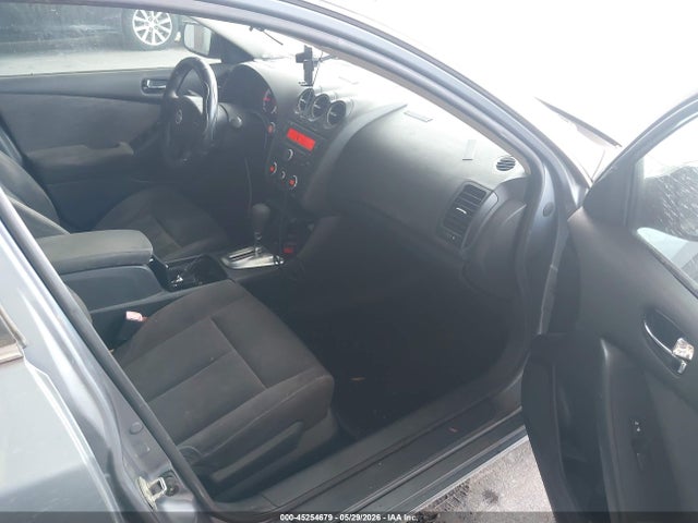 45254679 :رقم المزاد ، 1N4CL2AP3BC102265 vin ، 2011 Nissan Altima Hybrid مزاد بيع