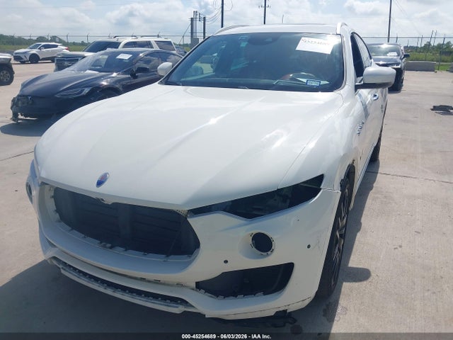 ZN661XUL4JX304508 Maserati Levante Granlusso