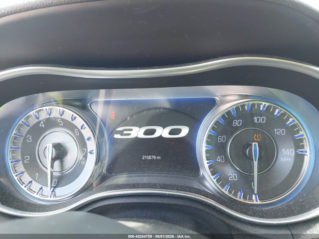 2016 Chrysler 300c მანქანა იყიდება აუქციონზე, vin: 2C3CCAEG0GH181465, აუქციონის ნომერი: 45254709