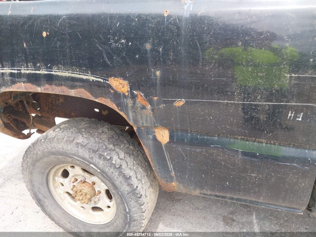 45254713 :رقم المزاد ، 1GTHK23245F941588 vin ، 2005 Gmc Sierra 2500hd Slt مزاد بيع