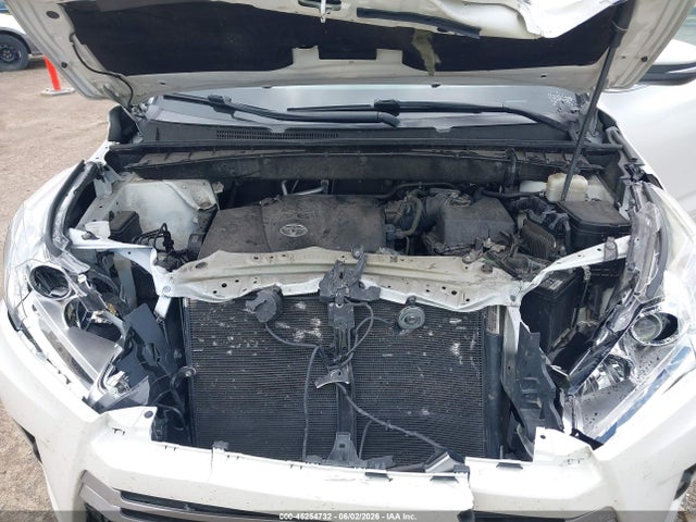 Aukcja sprzedaży 2018 Toyota Highlander Le Plus, vin: 5TDBZRFH9JS804991, numer aukcji: 45254732