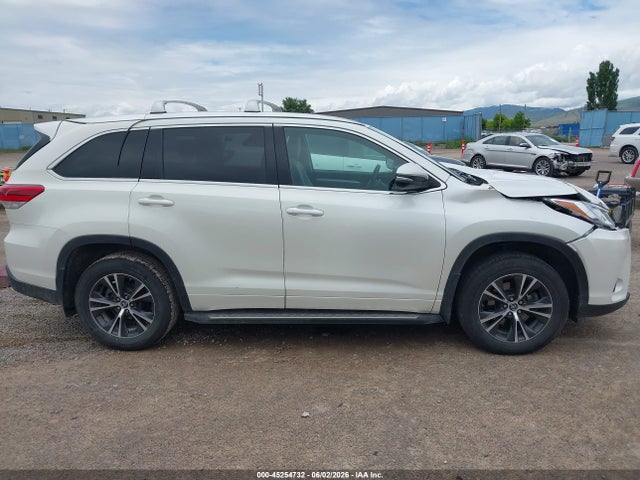 Aukcja sprzedaży 2018 Toyota Highlander Le Plus, vin: 5TDBZRFH9JS804991, numer aukcji: 45254732