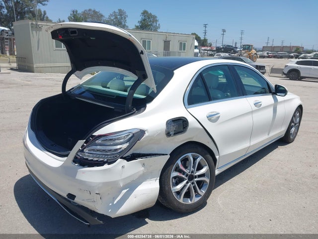 2017 Mercedes-benz C 300 მანქანა იყიდება აუქციონზე, vin: 55SWF4JB3HU206103, აუქციონის ნომერი: 45254738