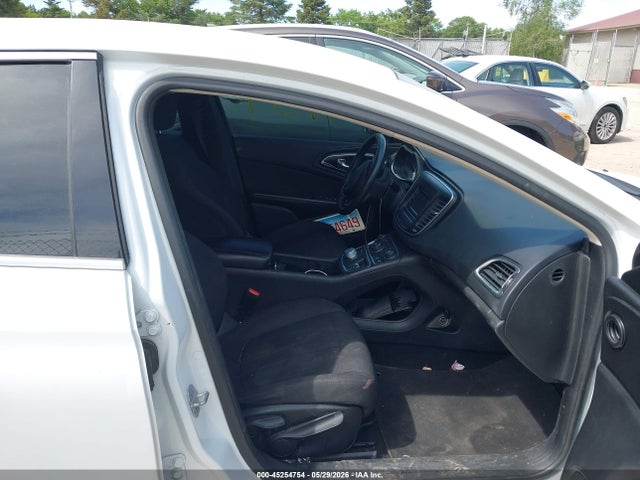 45254754 :رقم المزاد ، 1C3CCCAB3FN590782 vin ، 2015 Chrysler 200 Limited مزاد بيع