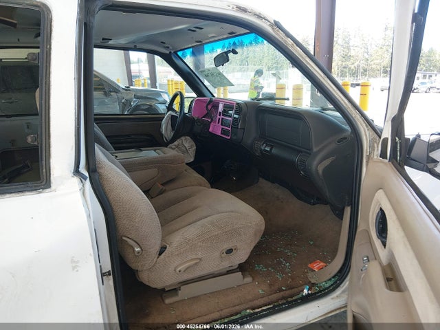 Aukcja sprzedaży 1998 Chevrolet C1500 Fleetside, vin: 2GCEC19M4W1276011, numer aukcji: 45254766