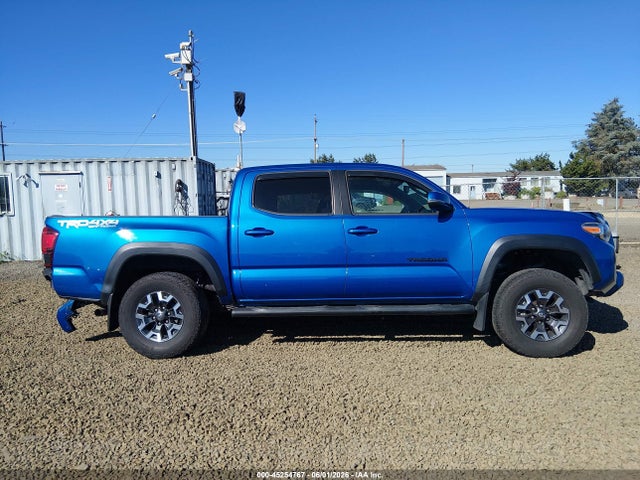 3TMCZ5AN8JM124445 Toyota Tacoma Trd Off Road