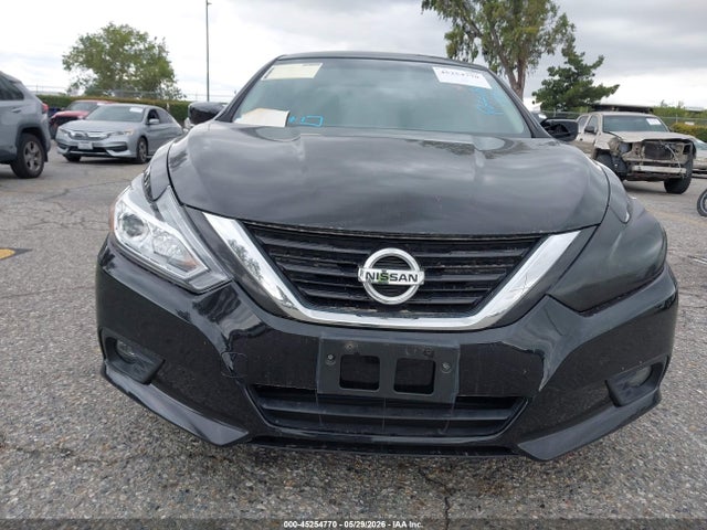 1N4AL3AP0JC129905 Nissan Altima 2.5 Sr