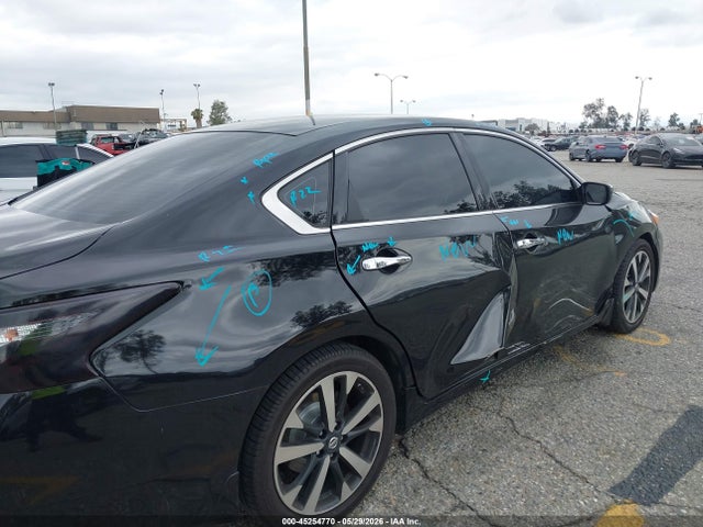1N4AL3AP0JC129905 Nissan Altima 2.5 Sr
