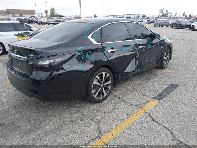 1N4AL3AP0JC129905 Nissan Altima 2.5 Sr