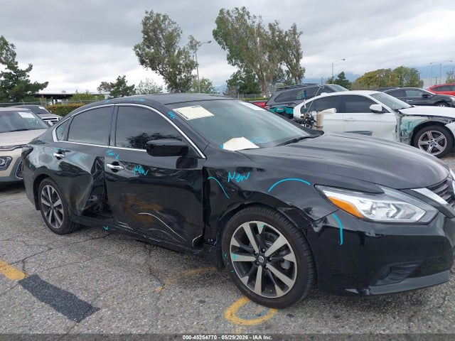 1N4AL3AP0JC129905 Nissan Altima 2.5 Sr