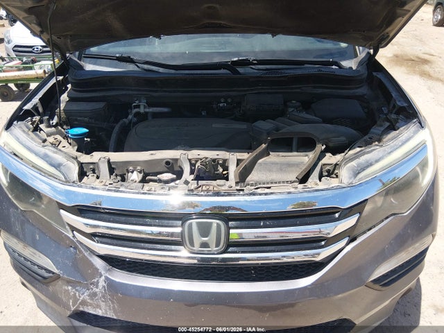 Honda Pilot Touring 2016 5FNYF5H98GB033910 Image 10