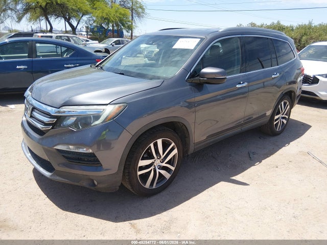 Honda Pilot Touring 2016 5FNYF5H98GB033910 Image 2