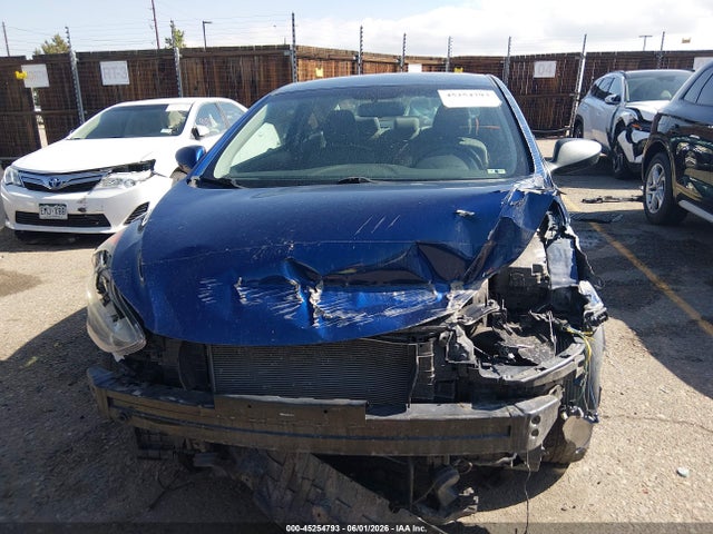 Продажа на аукционе авто 2013 Hyundai Elantra Gs, vin: KMHDH6AE7DU001048, номер лота: 45254793