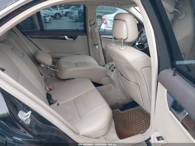 45254842 :رقم المزاد ، WDDGF4HB2DA850714 vin ، 2013 Mercedes-benz C 250 Sport مزاد بيع