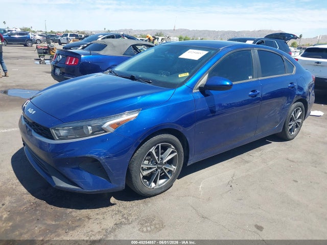 KIA Forte Lxs 2022 3KPF24AD4NE427161 Image 2