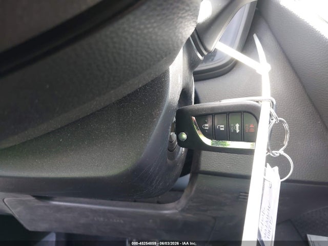 45254859 :رقم المزاد ، JTDEPMAE9MJ180386 vin ، 2021 Toyota Corolla Le مزاد بيع