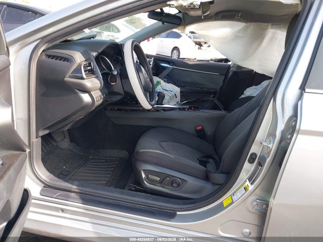 Toyota CAMRY LE 2024 4T1C11AKXRU226063 Image 5