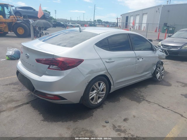 Hyundai ELANTRA SEL 2019 5NPD84LF8KH486273 Image 4