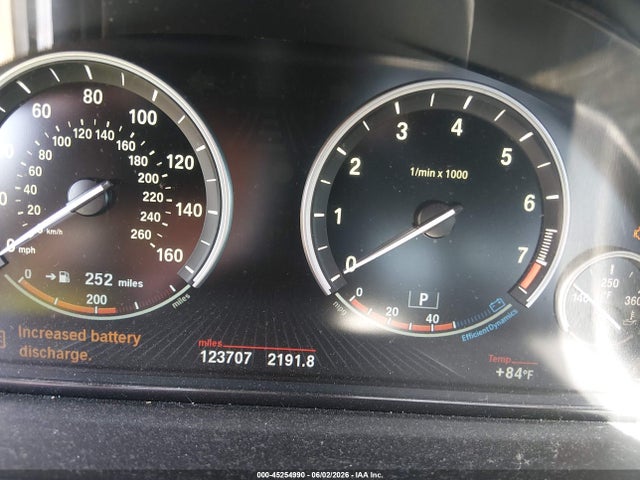 45254990 :رقم المزاد ، WBAFU9C58DDY72593 vin ، 2013 Bmw 550i Xdrive مزاد بيع