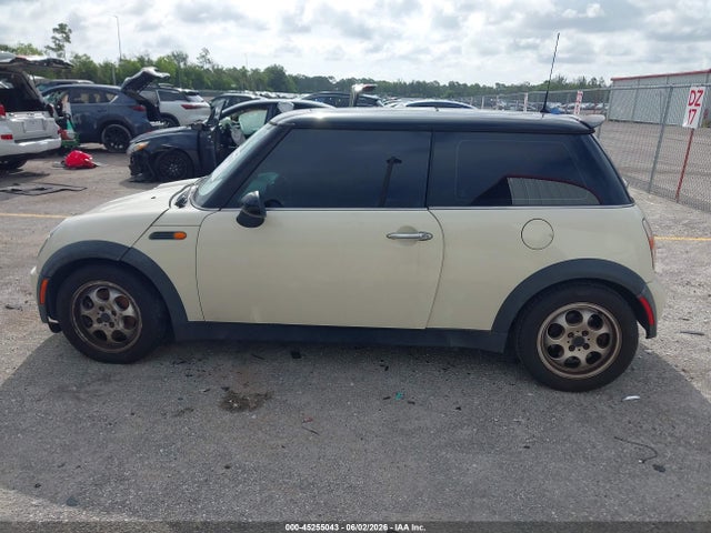 Продаж на аукціоні авто 2003 Mini Cooper, vin: WMWRC33423TE16701, номер лоту: 45255043
