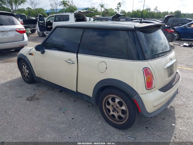 Продаж на аукціоні авто 2003 Mini Cooper, vin: WMWRC33423TE16701, номер лоту: 45255043