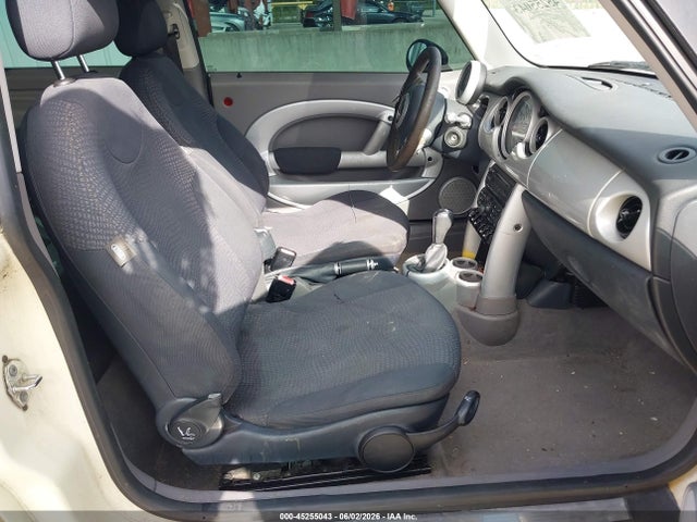 Продаж на аукціоні авто 2003 Mini Cooper, vin: WMWRC33423TE16701, номер лоту: 45255043