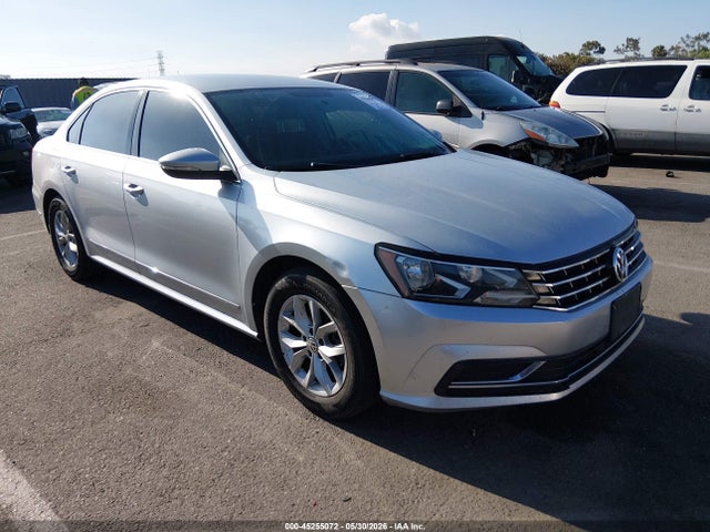 Aukcja sprzedaży 2016 Volkswagen Passat 1.8t S, vin: 1VWAT7A37GC049439, numer aukcji: 45255072