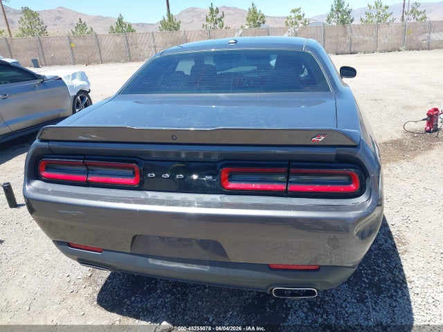 2C3CDZGG0KH656517 Dodge Challenger Sxt Awd
