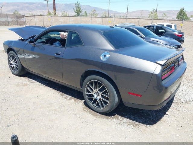 2C3CDZGG0KH656517 Dodge Challenger Sxt Awd
