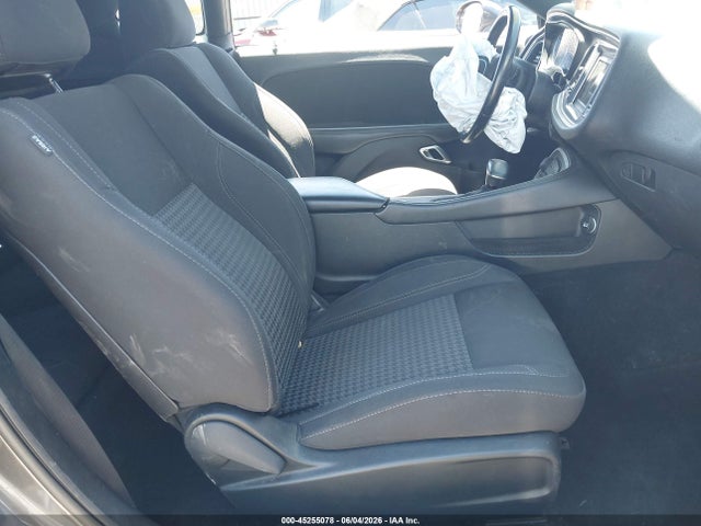 2C3CDZGG0KH656517 Dodge Challenger Sxt Awd