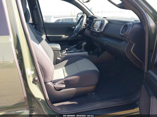 2021 Toyota Tacoma Trd Off-road მანქანა იყიდება აუქციონზე, vin: 3TMDZ5BN6MM113435, აუქციონის ნომერი: 45255095