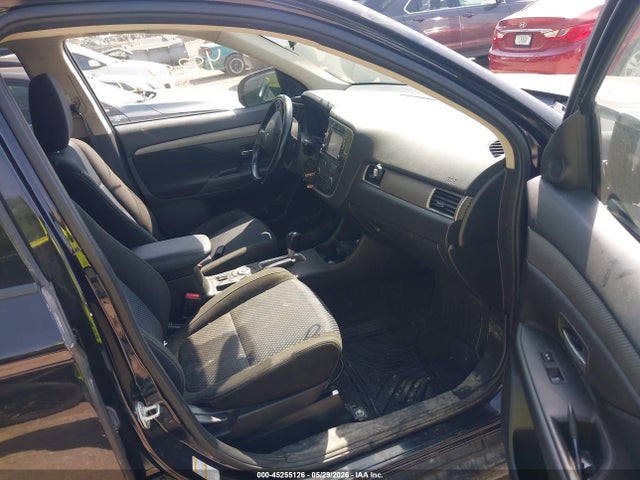 2016 Mitsubishi Outlander Es/se/sel მანქანა იყიდება აუქციონზე, vin: JA4AZ3A33GZ018397, აუქციონის ნომერი: 45255126