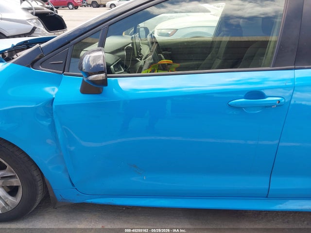 JTND4MBE7N3186207 Toyota COROLLA SE