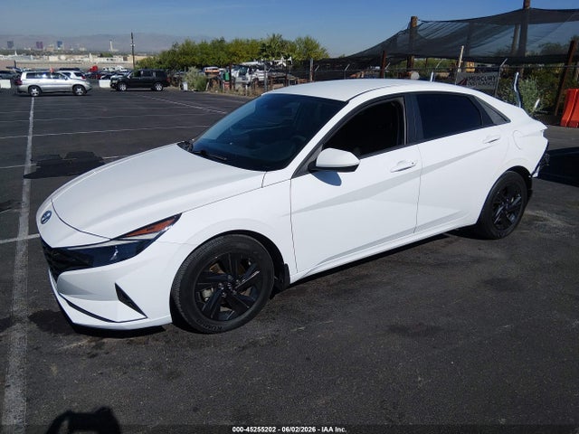 5NPLM4AGXPH118476 Hyundai ELANTRA SEL
