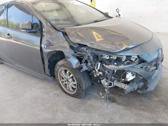 Продажа на аукционе авто 2017 Toyota Prius Prime Premium, vin: JTDKARFP4H3032247, номер лота: 45255222