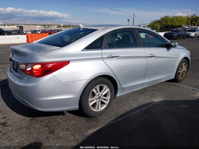 2012 Hyundai Sonata Gls მანქანა იყიდება აუქციონზე, vin: 5NPEB4AC1CH484008, აუქციონის ნომერი: 45255242