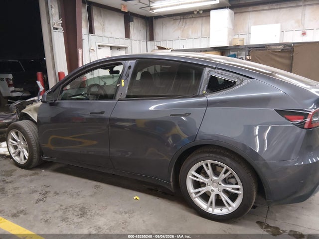 Tesla Model Y 2023 7SAYGAEE2PF791476 Image 14