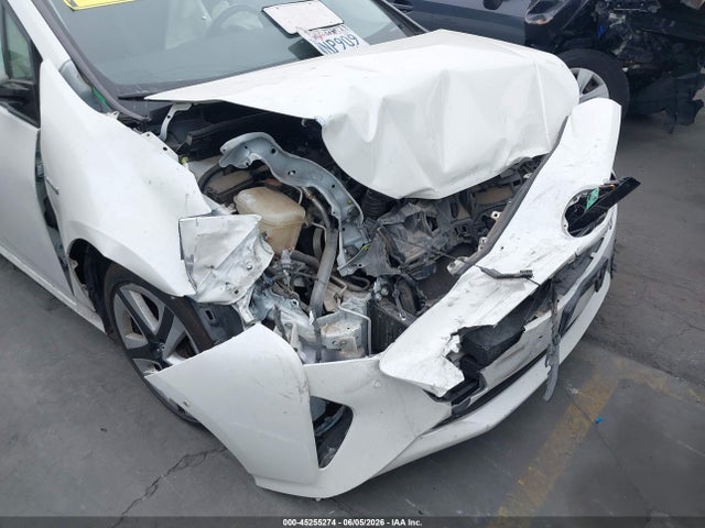 45255274 :رقم المزاد ، JTDKARFU0G3001808 vin ، 2016 Toyota Prius Four Touring مزاد بيع