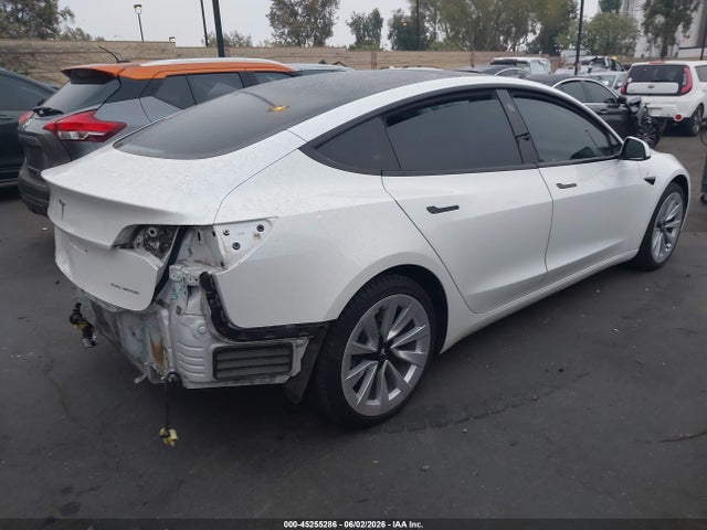 Tesla Model 3 Long Range Dual Motor All-wheel Drive 2022 5YJ3E1EBXNF145361 Image 4