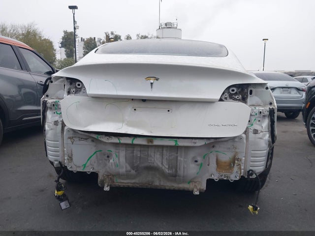 Tesla Model 3 Long Range Dual Motor All-wheel Drive 2022 5YJ3E1EBXNF145361 Image 6