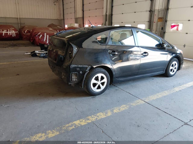 Toyota Prius Four 2014 JTDKN3DU9E1772345 Image 4