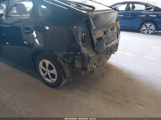 Toyota Prius Four 2014 JTDKN3DU9E1772345 Image 6